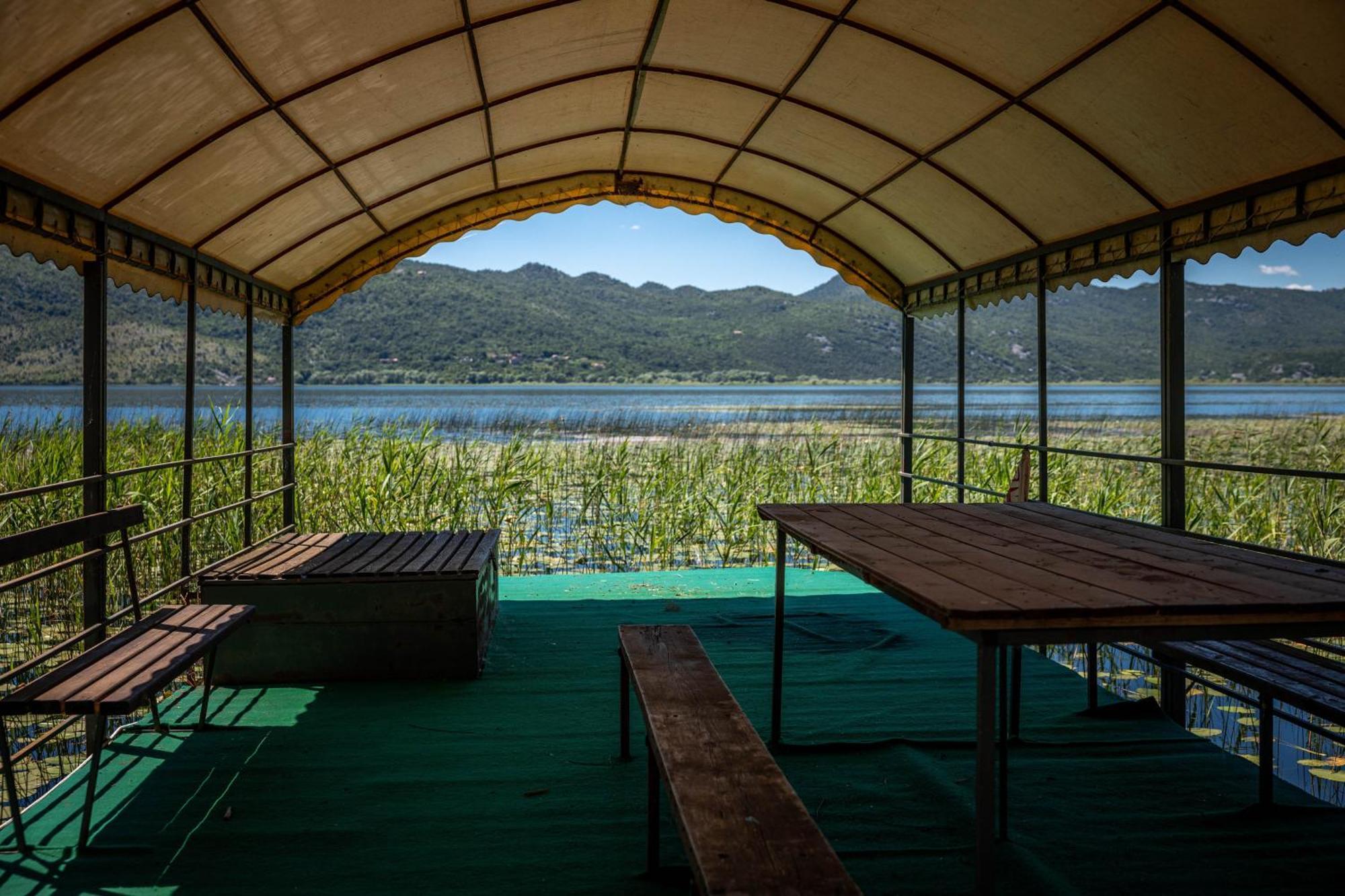 Boljesestre Lake Retreat Golubovci Luaran gambar